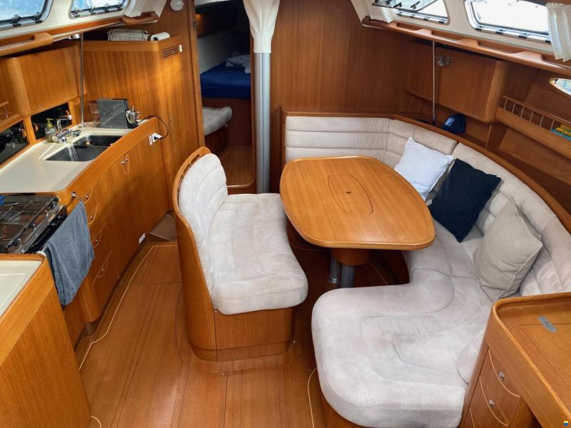 X-Yachts X 43