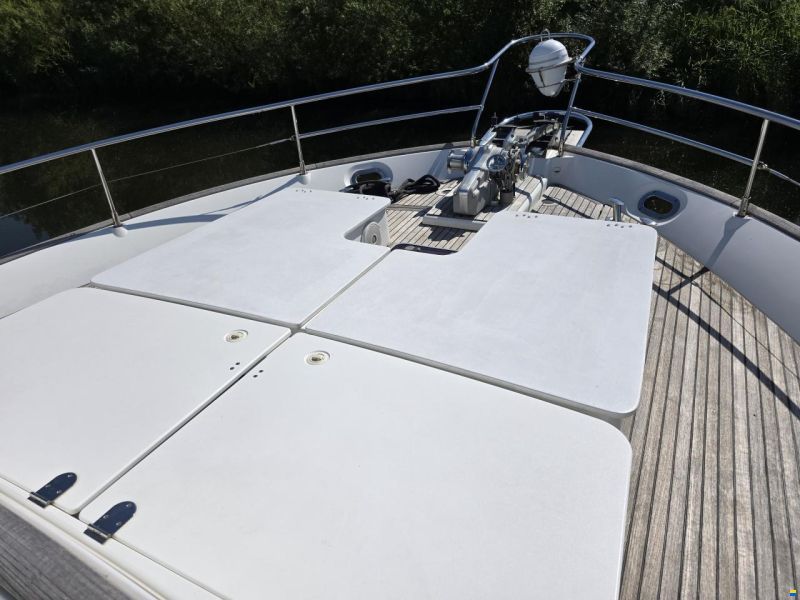 Beneteau Swift Trawler 52