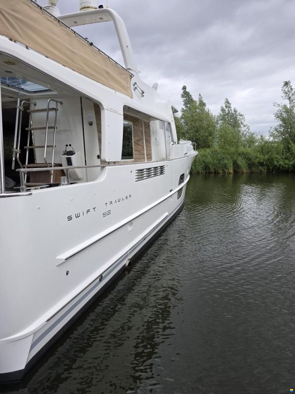 Beneteau Swift Trawler 52