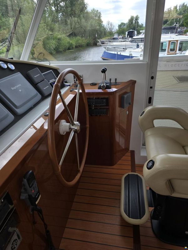 Beneteau Swift Trawler 52