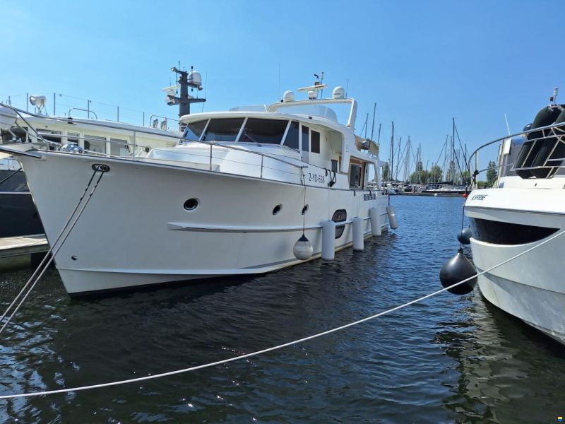 Beneteau Swift Trawler 52