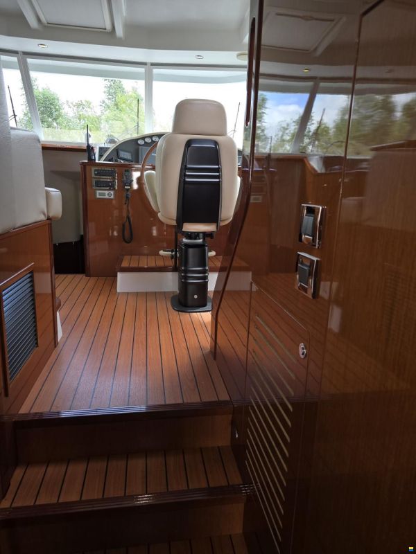 Beneteau Swift Trawler 52