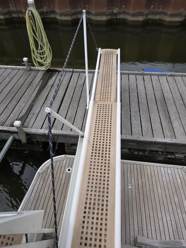Beneteau Swift Trawler 52