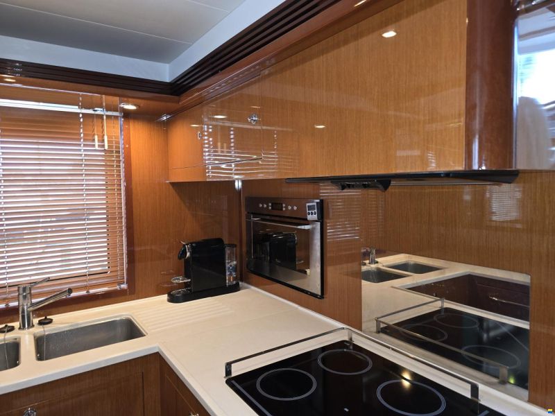 Beneteau Swift Trawler 52