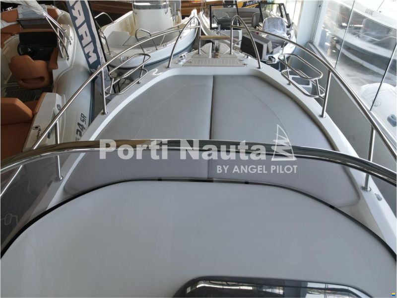 Capelli Tempest 900WA