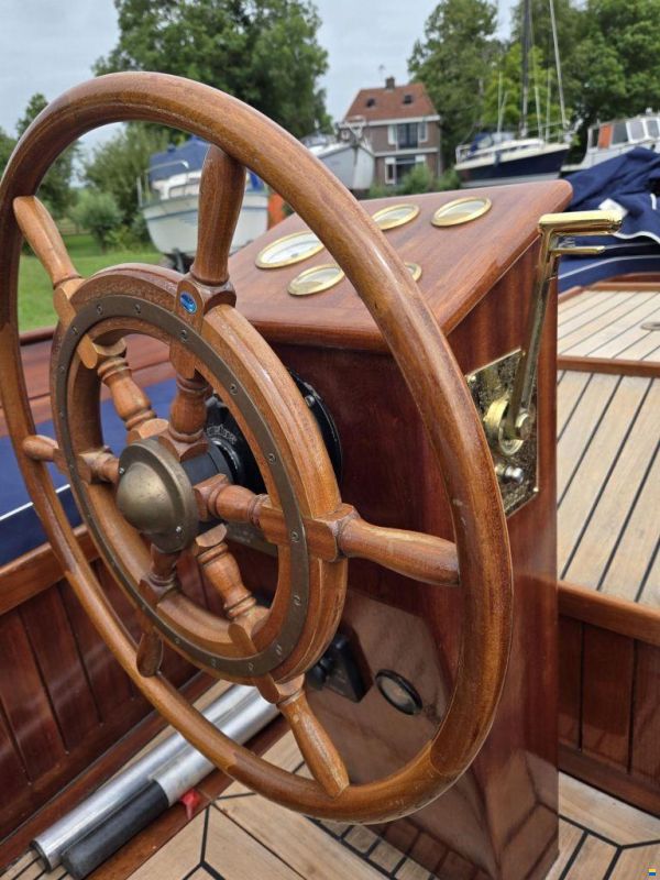 Wester Engh 685 Golden Horn
