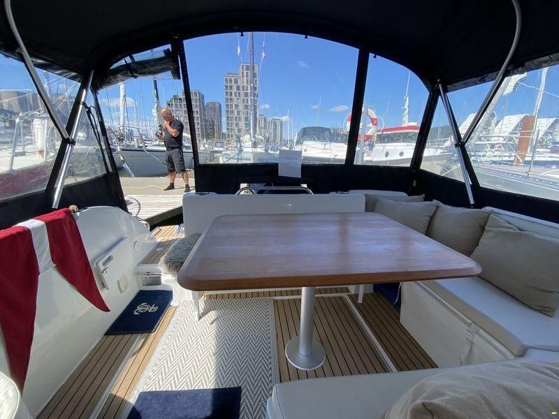 Beneteau Antares 8