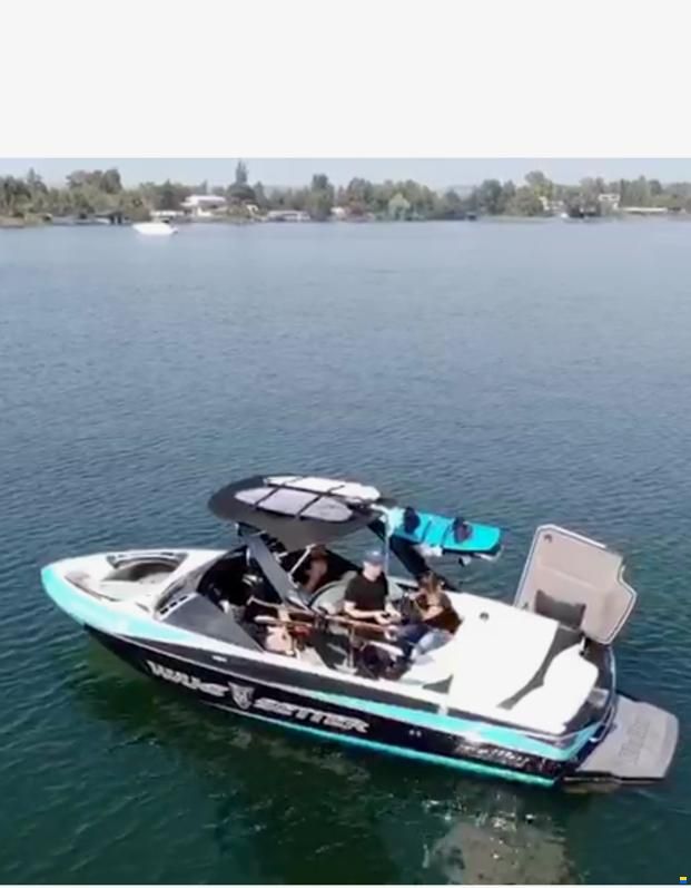 Malibu 21 VLX Surf Edition