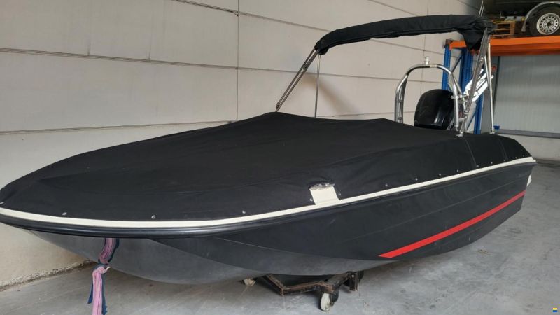 Bayliner E5
