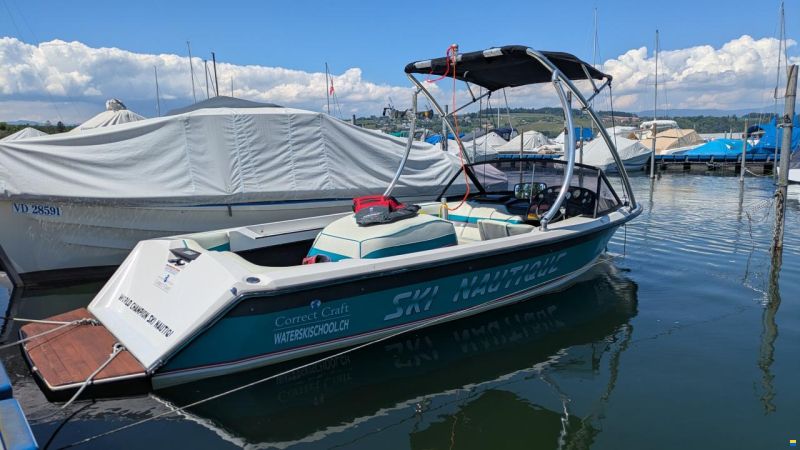 Correct Craft Ski Nautique