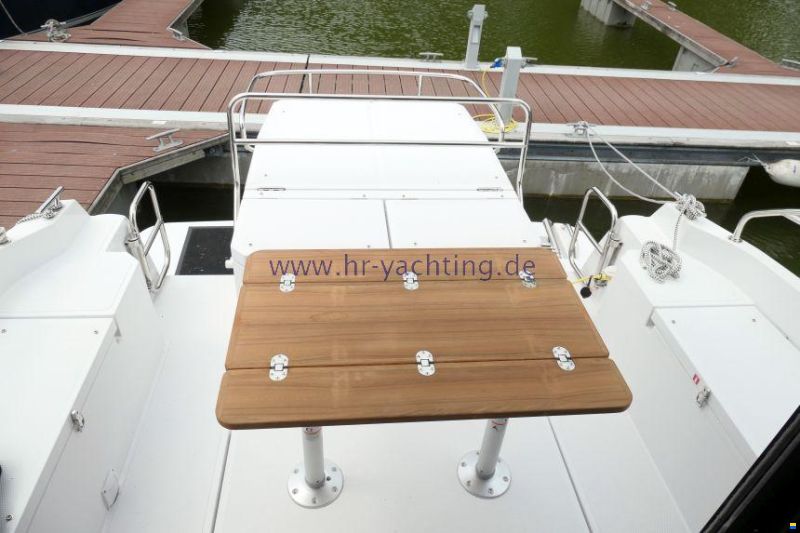 Nautic 880