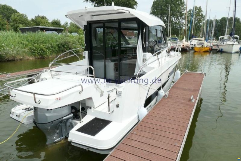 Nautic 880