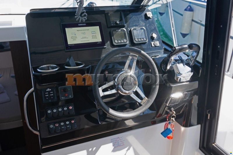 Jeanneau Merry Fisher 1095