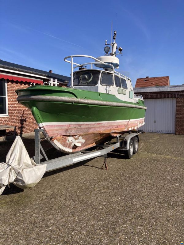 Fassmer Tochterboot Zollkreuzer bzgl. DGzRS