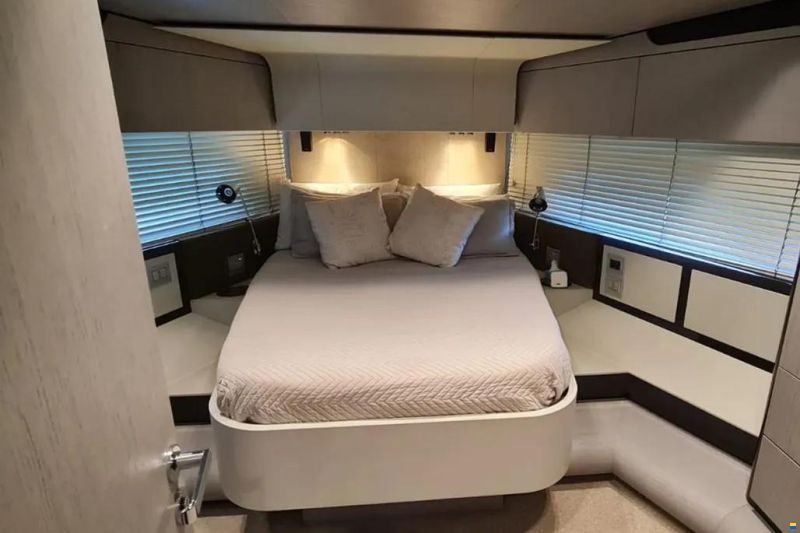 Azimut 80