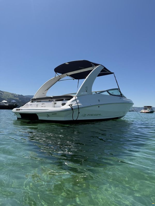 Regal 2000 ES