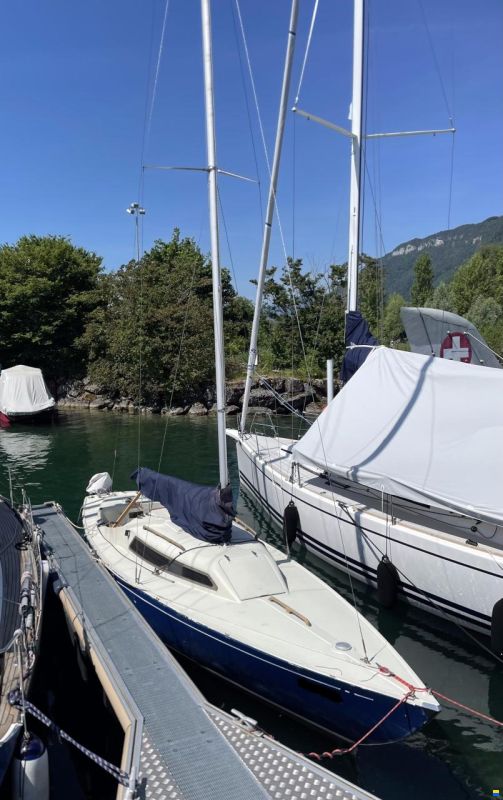Artekno H-Boot