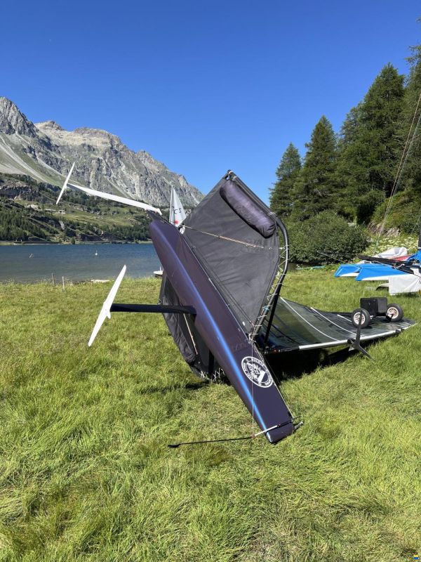 Mach 2 foiling Moth