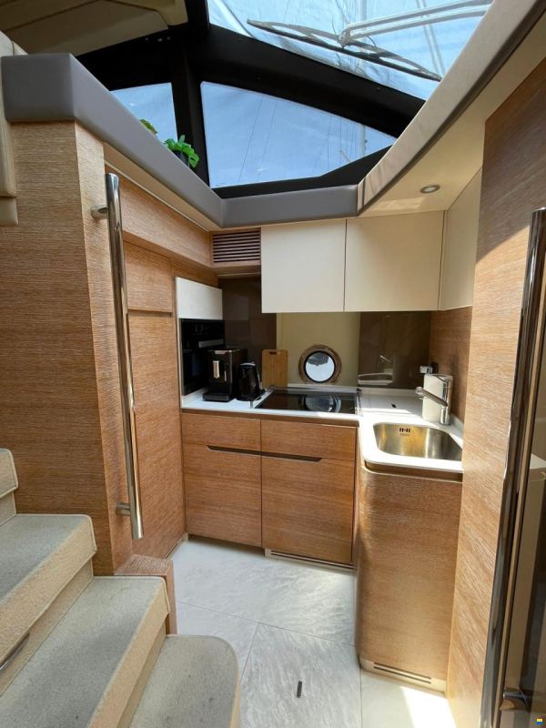 Azimut 50