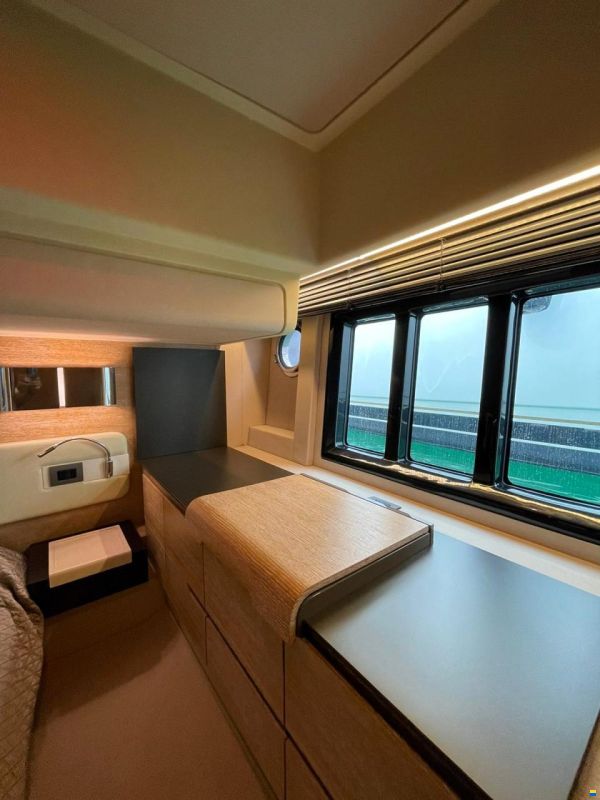 Azimut 50