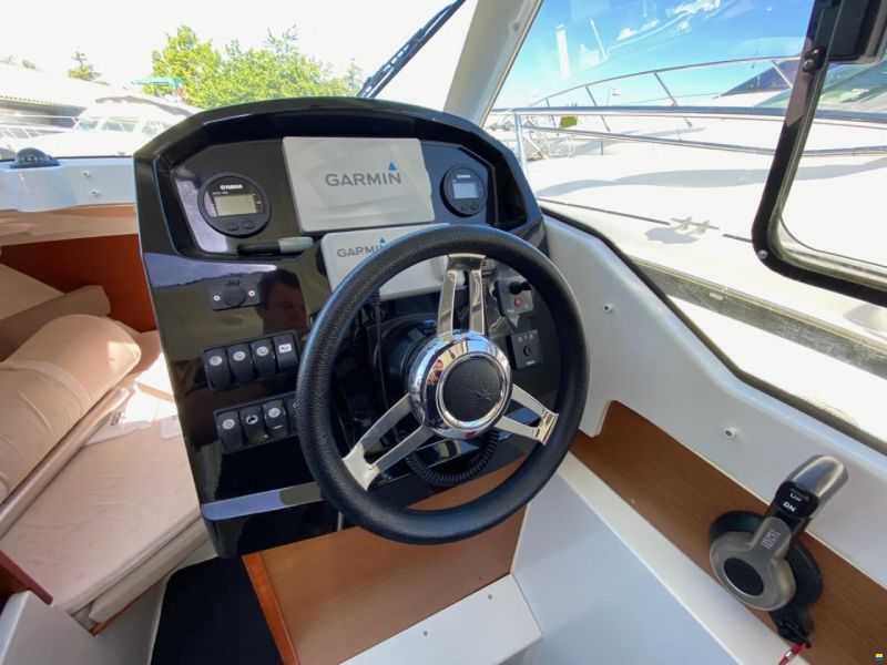 Jeanneau Merry Fisher 795