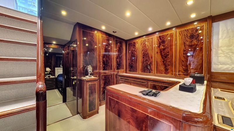 Mangusta 80