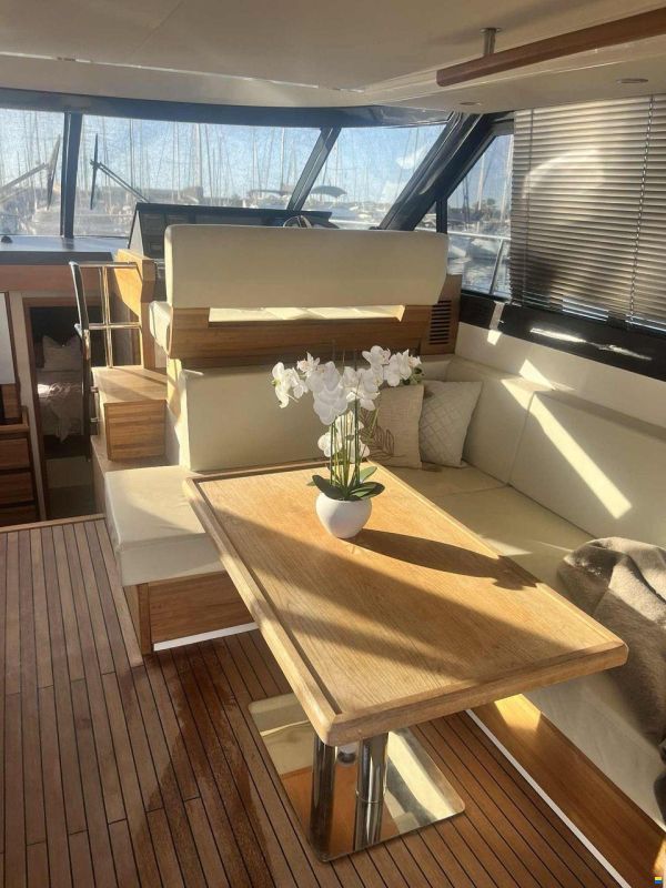 Sealine F450