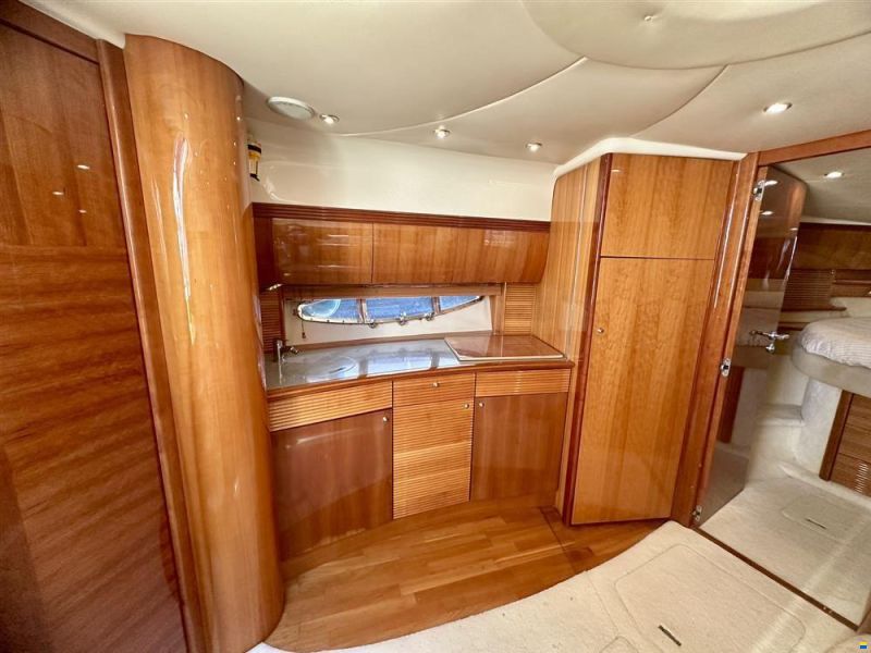 Atlantis 42