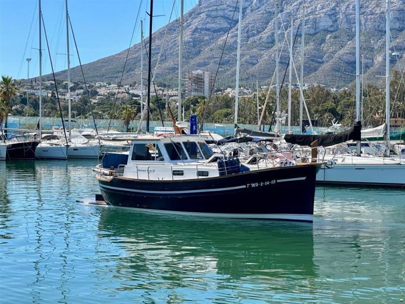 MENORQUIN 120