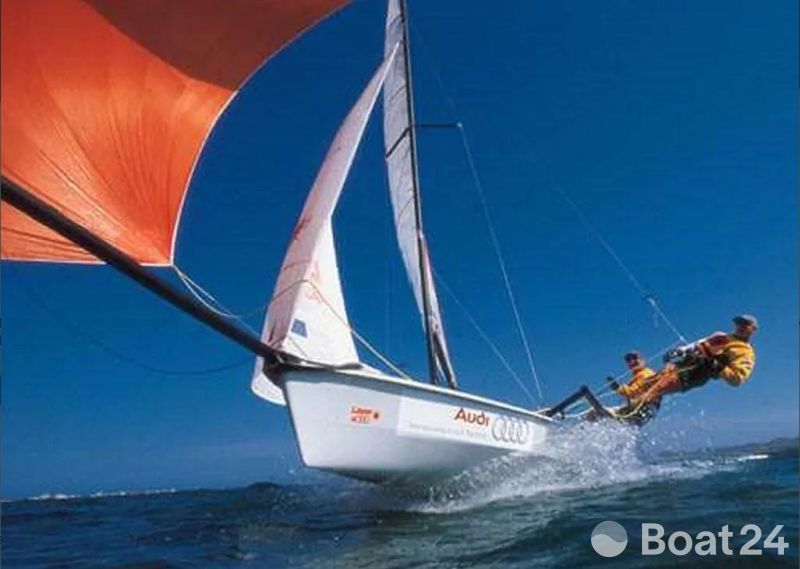 Laser 4000 Skiff