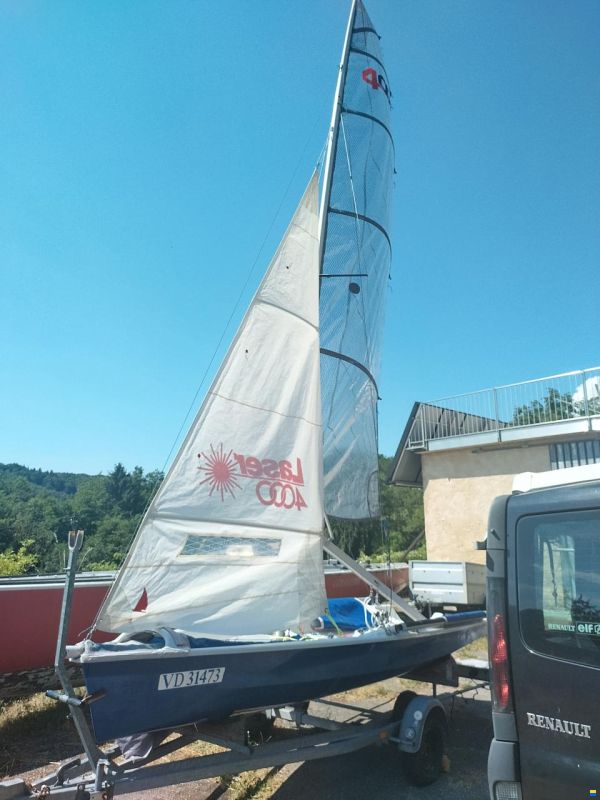 Laser 4000 Skiff