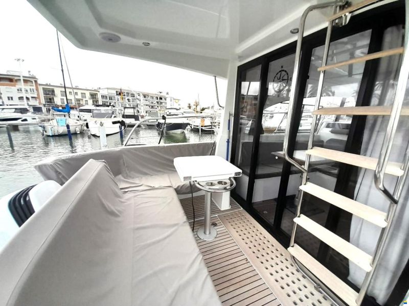 Beneteau Antares 11