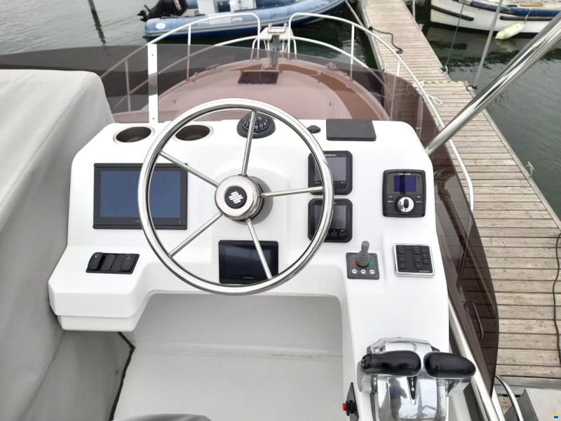 Beneteau Antares 11
