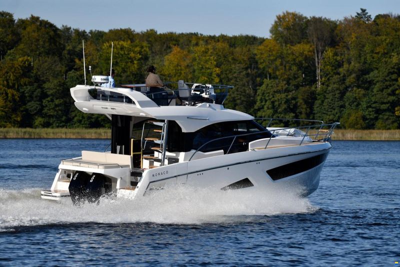Parker Monaco 110