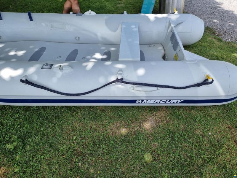 Mercury 320 Air Deck Deluxe