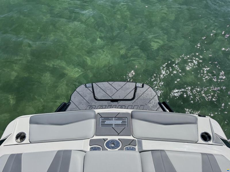 Malibu 22 LSV