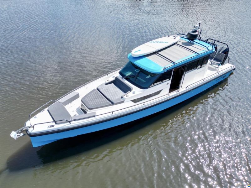 Axopar 37 Cross Cabin Brabus Line