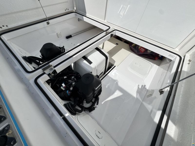 Axopar 37 Cross Cabin Brabus Line