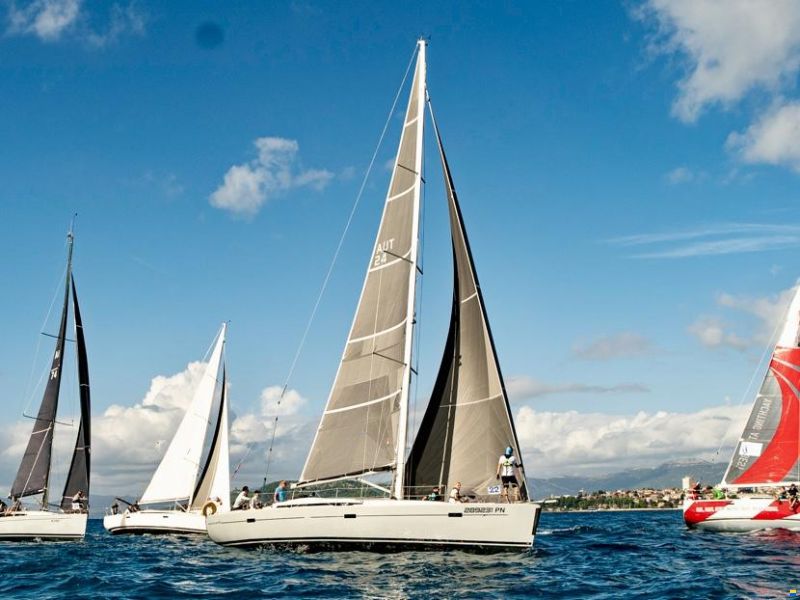 Salona 44