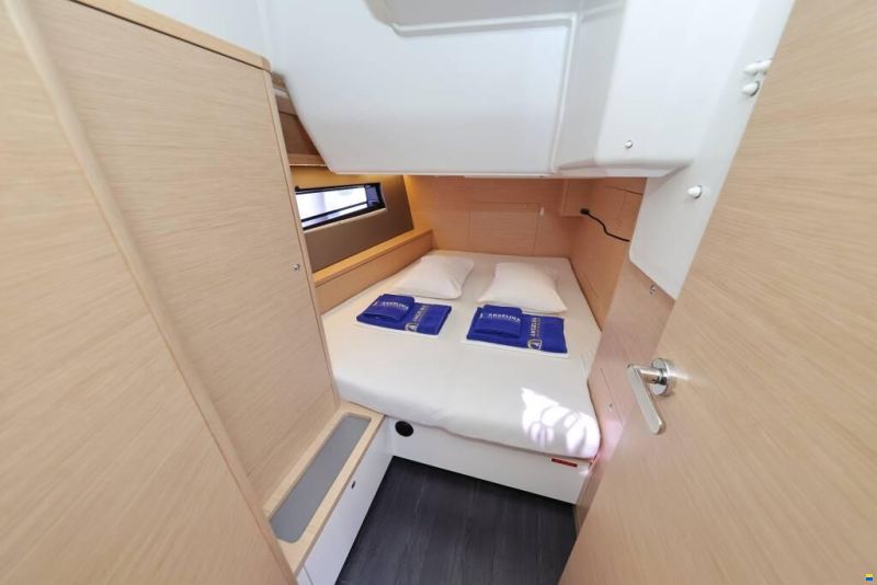 Dufour 44
