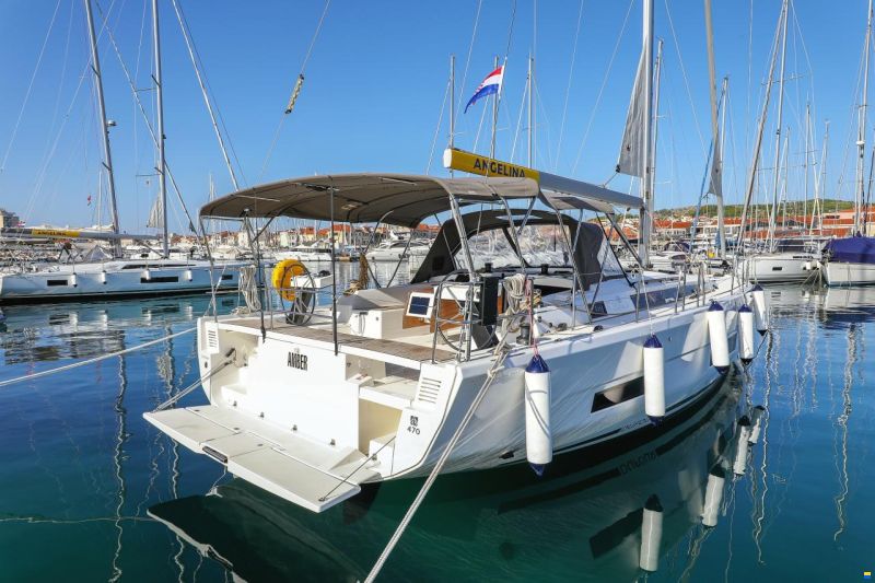 Dufour 470