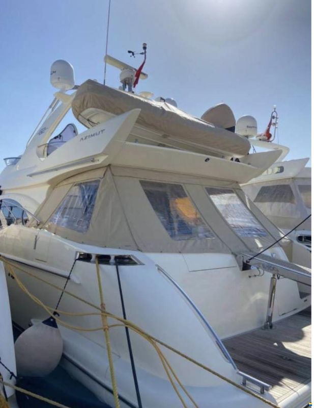 Azimut 62