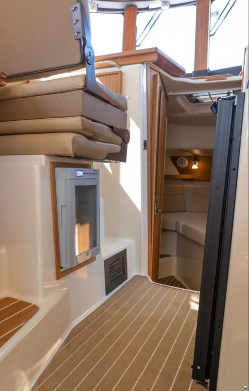 Ranger Tugs Luxury Edition R-31 CB