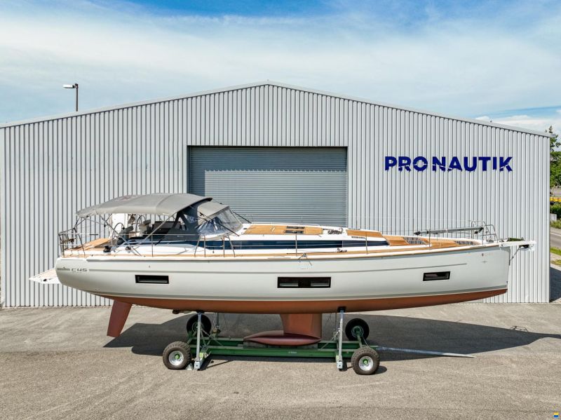 Bavaria C45 Style