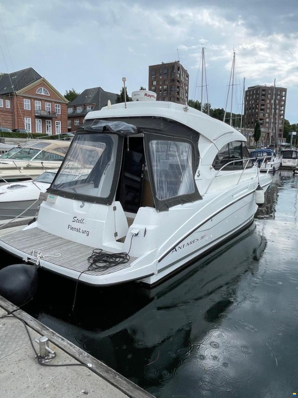 Beneteau Antares 30s