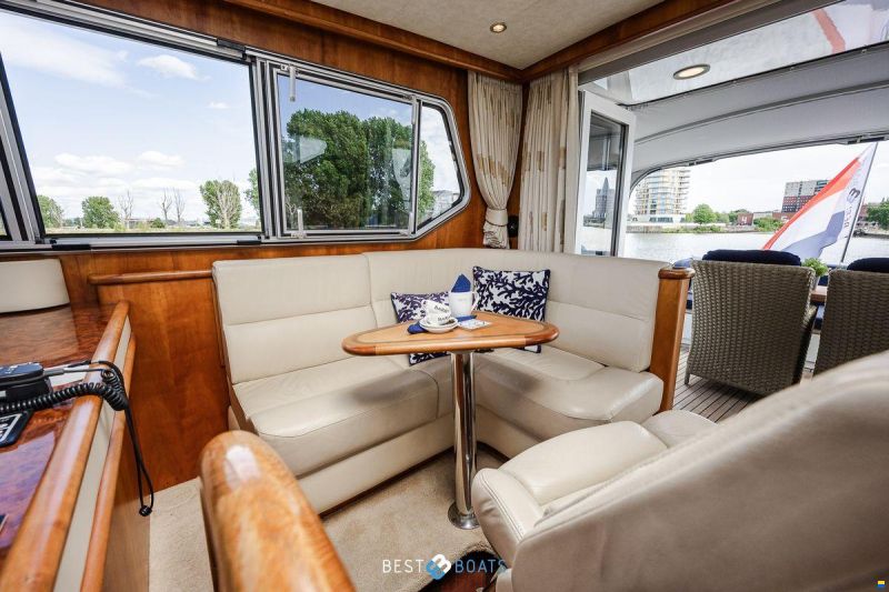 Van den Hoven Exclusive 1600