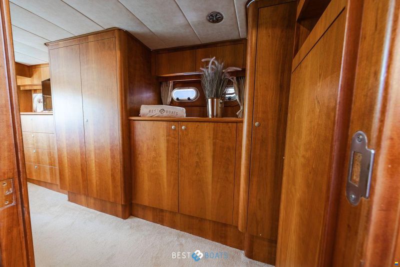 Van den Hoven Exclusive 1600