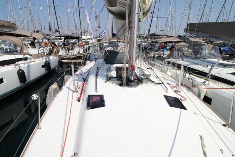 Salona 44