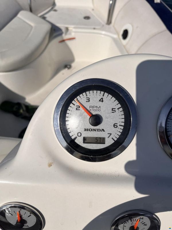 Zodiac Yachtline 420 DL