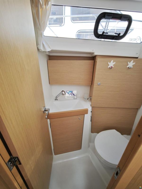 Beneteau OCEANIS 35.1